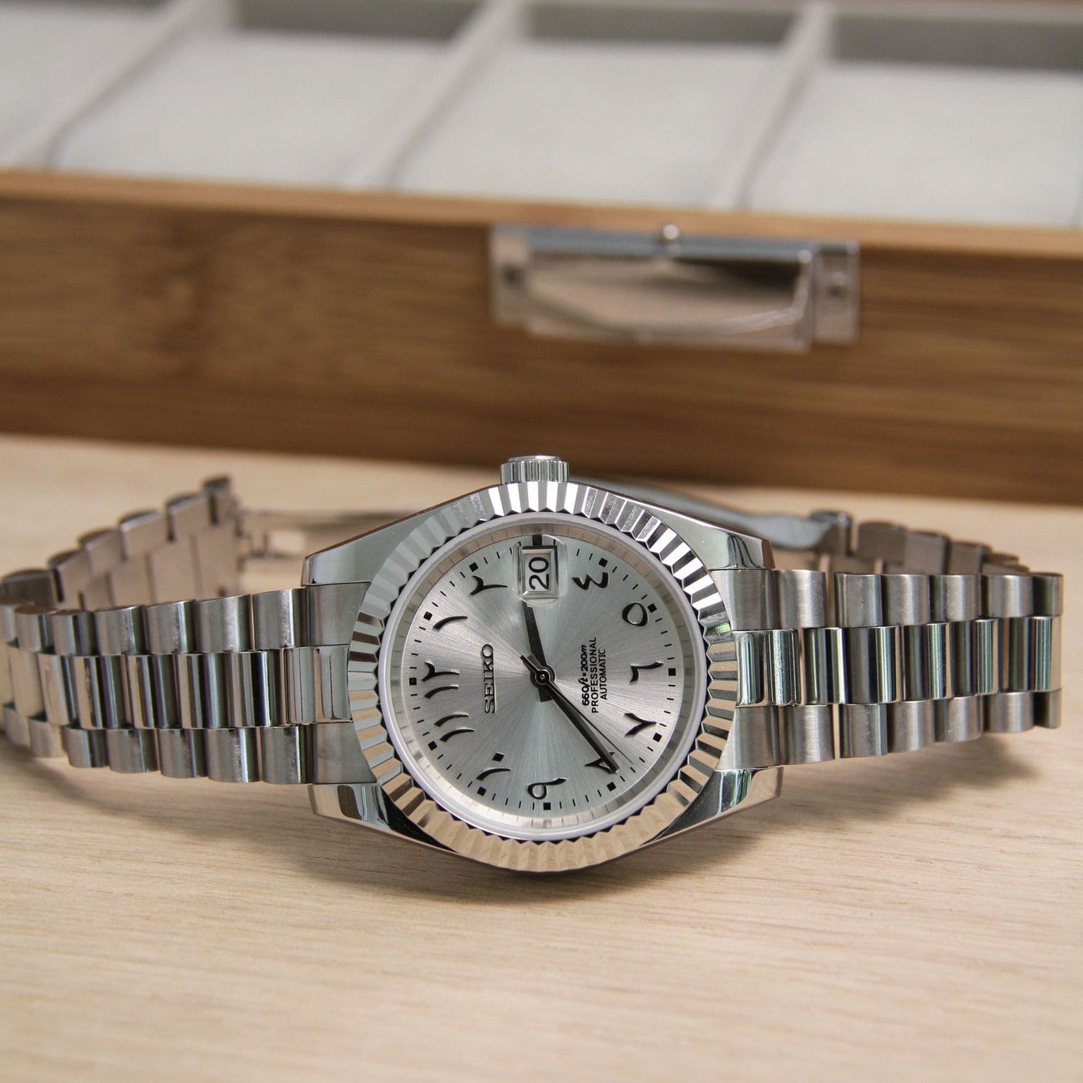 SEIKOJUST | SILVER ARABIC