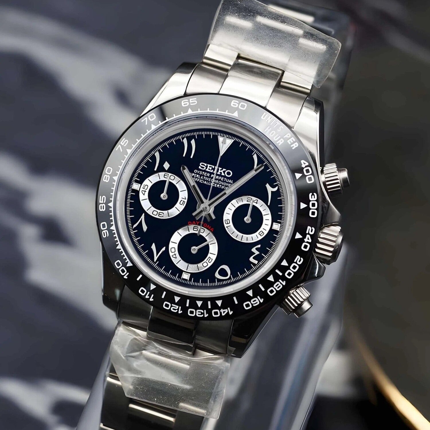 Seiko Mod Daytona Black Arabic right side view with silver subdials, tachymeter bezel and stainless steel bracelet.