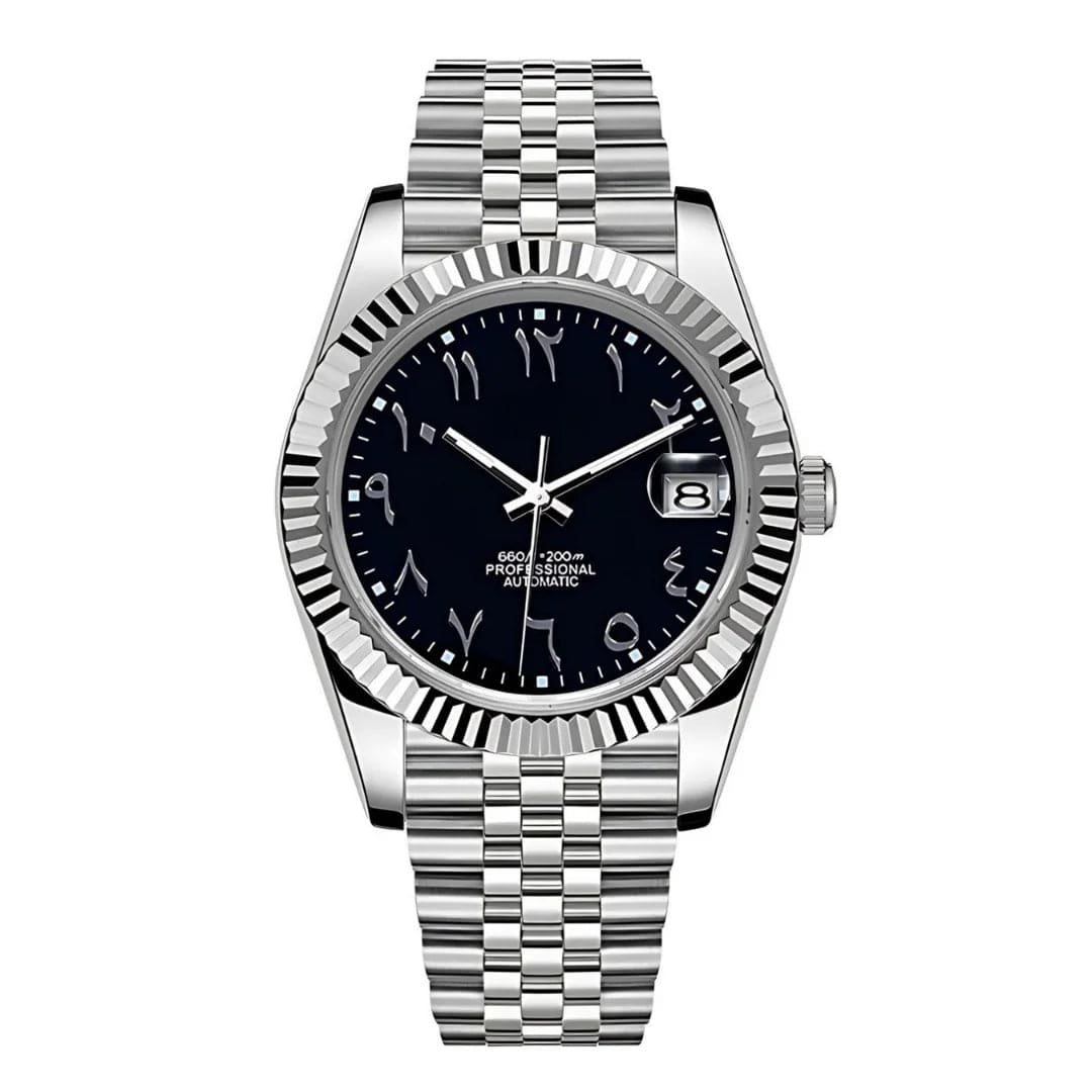 Seiko Mod Seikojust mit schwarzem Zifferblatt, arabischen Ziffern und Edelstahlarmband